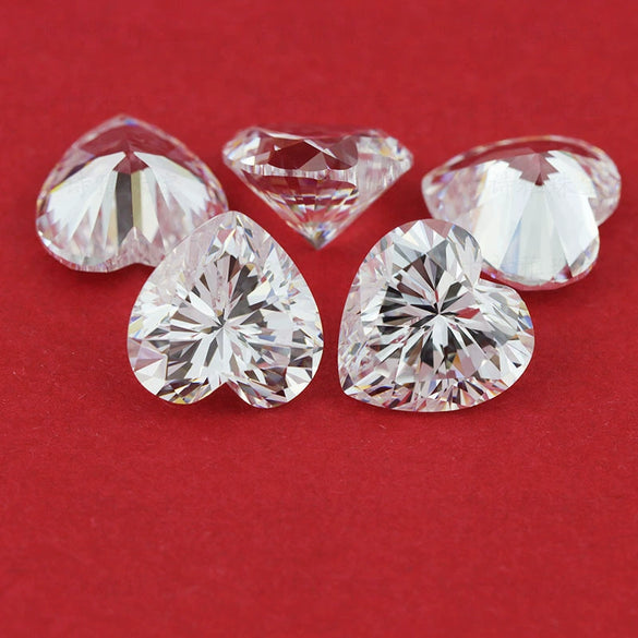 Wholesale Heartshaped Synthetic Gem Bare Stone White Zircon Jewelry With Cutting Inlay And Polishing