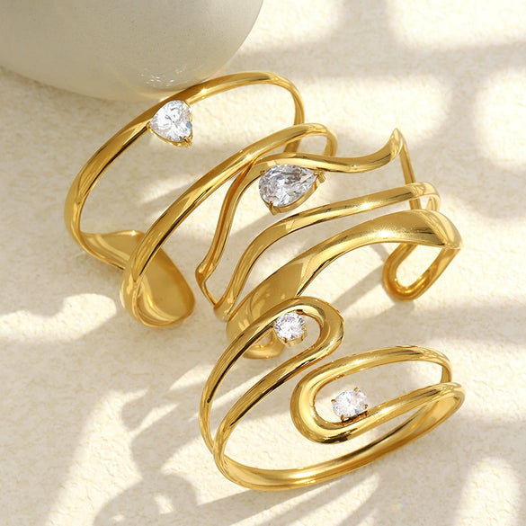 Wholesale Heartshaped Water Drop Zircon Stainless Steel Electroplated Bracelet Jewelry