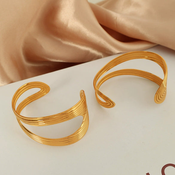Wholesale Heavy Industry Style 316L Stainless Steel Bracelet With 18K Gold Plated For Ladies