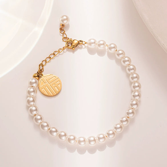 Wholesale High Grade Fancy Pearl Bracelet In Light Luxury Niche Elegant Style Made Of Titanium Steel With Geometric Pattern And Electroplating Treatment