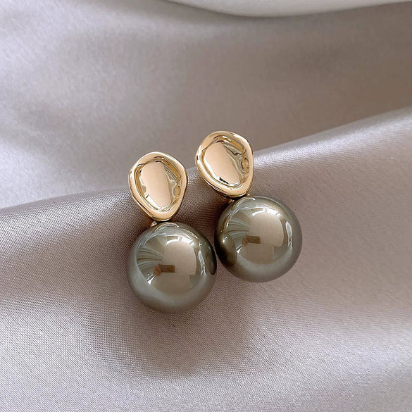 Wholesale Highend Feel Geometric Pearl Zircon Earrings With Electroplating