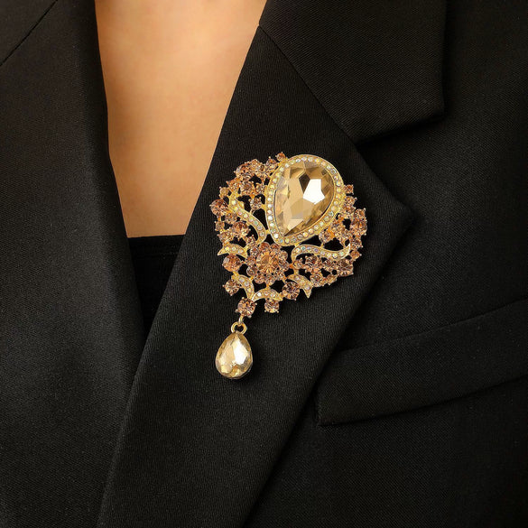 Wholesale Highend Luxury Alloy Full Diamond Carved Flower Crown Drop Shape Brooch Unisex Accessory Set With Diamonds
