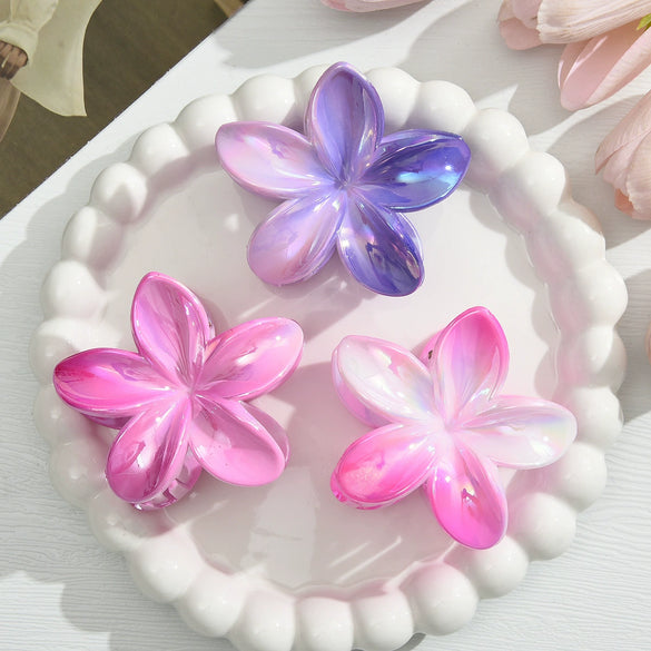 Wholesale Highend Plastic And Resin Hairpin With Plumeria Design And Electroplating Processing For Women