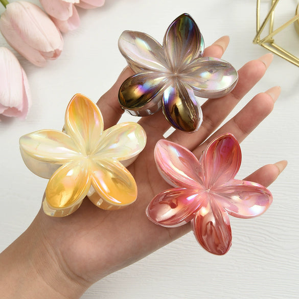 Wholesale Highend Plastic And Resin Hairpin With Plumeria Design And Electroplating Processing For Women