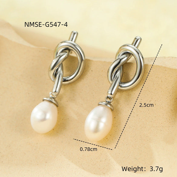Wholesale Highend Stainless Steel Geometric Flower Earrings For Women With Electroplating Treatment Fashion Design
