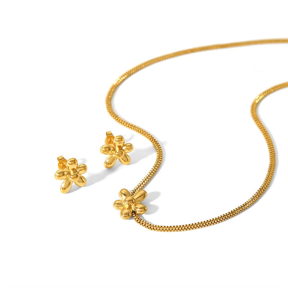 Wholesale Highend Stainless Steel Women's Flower Earrings With Electroplating