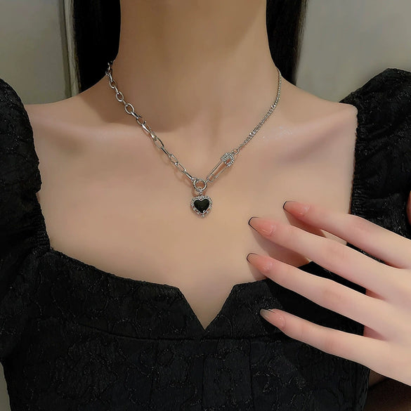 Wholesale Hiphop Fashion Stainless Steel Geometric Pendant Clavicle Chain Necklace For Women Electroplated Metal Accessories
