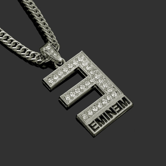 Wholesale Hiphop Jewelry Alloy Necklace With Letter E Pendant And Electroplating Process