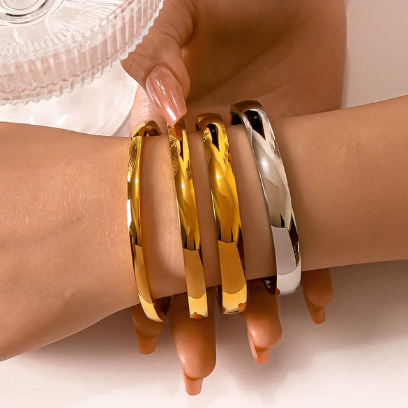 Wholesale Hiphop Metal Simple Geometric Bracelet And Ring Set For Women Stainless Steel With Electroplating