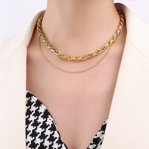 Wholesale Hiphop Street Fashion Snake Bone Chain Necklace Titanium Steel Electroplated 18K Gold Geometric Design Fadefree Colorfree Allmatch