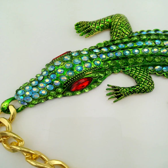 Wholesale Hiphop Style Alloy Diamond Animals Zodiac Star Crocodile Shape Women's Clavicle Chain Necklace