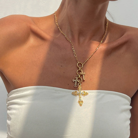 Wholesale Hiphop Style Geometric Alloy And Iron Chain Pendant Necklace With Rhinestones Electroplated For Women