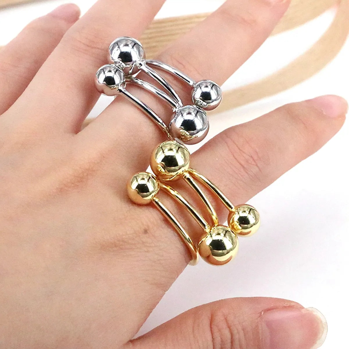 Wholesale IG Style Simple Style Ball Copper Plating 18K Gold Plated Open Rings