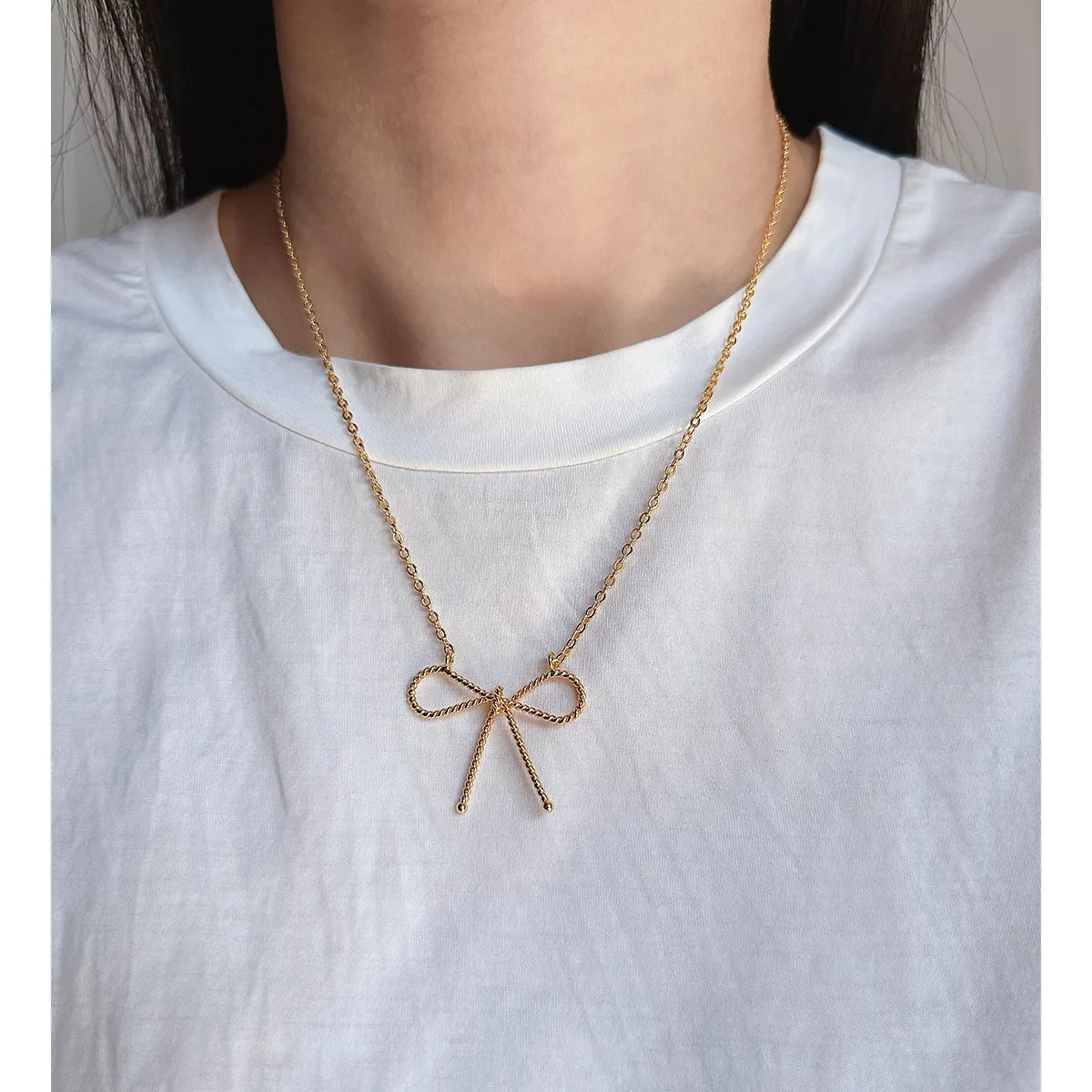 Wholesale IG Style Sweet Bow Knot Brass 18K Gold Plated Necklace