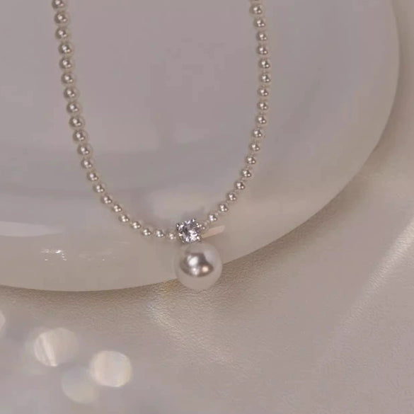Wholesale Imitation Pearl And Alloy Necklace Retro Style Electroplating Beaded Chain For Women