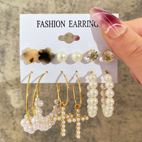 Wholesale Inlaid Imitation Pearl Women's Earrings Set Alloy Geometric Retro Style Set With Diamonds