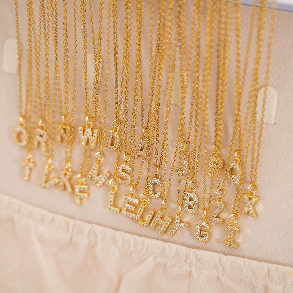 Wholesale Inlaid Zircon Golden Square Letter Necklace For Women Made Of Titanium Steel And Copper With Electroplating O Chain