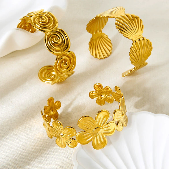 Wholesale Ins Style Floral Shell Spiral Splicing 18K Gold Plated Stainless Steel Open Bracelet For Women