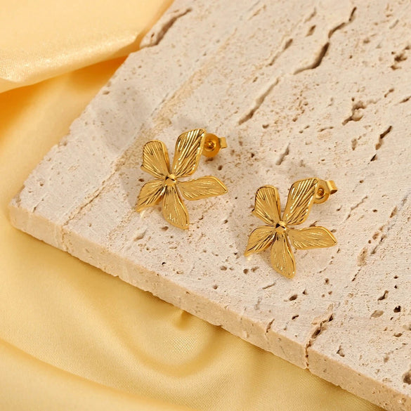 Wholesale Ins Style Flower Pattern Stainless Steel 18K Gold Plated Earrings For Women