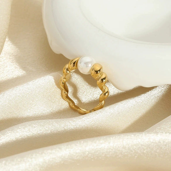 Wholesale Insstyle Geometric Stainless Steel Ring Inlaid With Pearls 18K Goldplated For Women