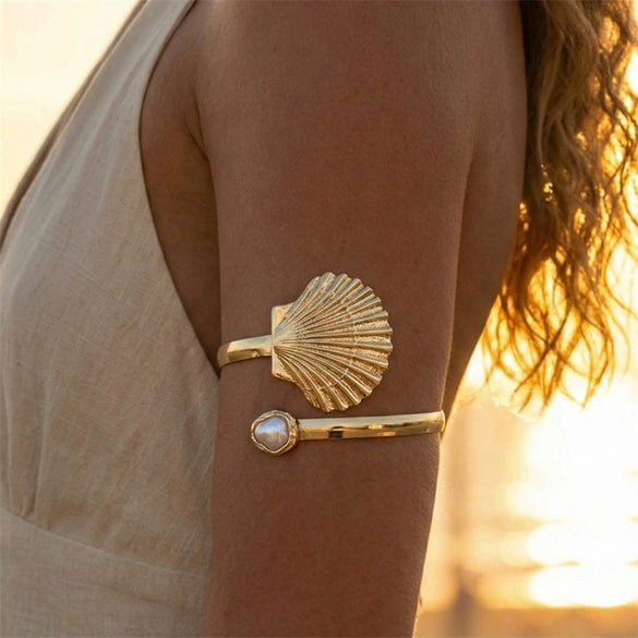 Wholesale Iron Electroplated Conch Shell Open Arm Bracelet Vacation Style Minimalist Jewelry Accessories