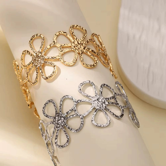 Wholesale Iron Exaggerated Geometric Cshaped Electroplated Bracelet For Women
