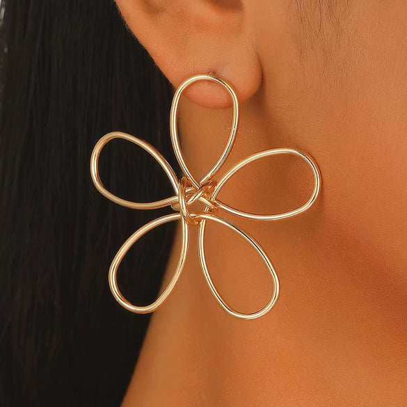 Wholesale Iron Flower Hollow Electroplated Women's Earrings