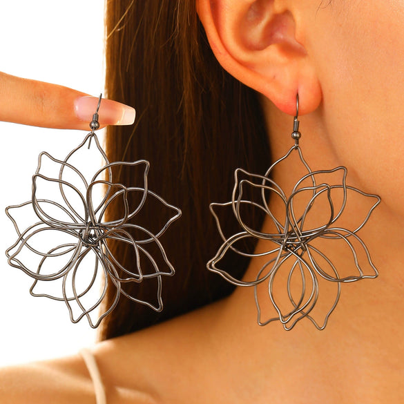 Wholesale Iron Flower Hollow Electroplated Women's Earrings
