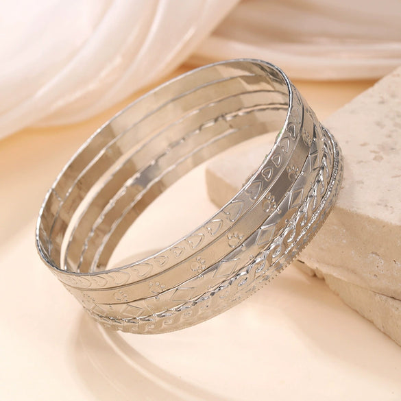 Wholesale Iron Geometric Pattern Folded Bracelet For Women With Electroplating And Retro Simple Style
