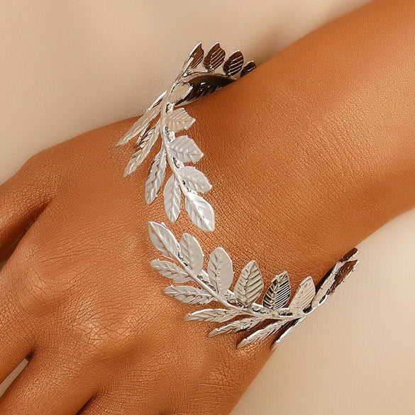 Wholesale Iron Geometric Sshaped Hollow Doublelayer Snakeshaped Opening Adjustable Unisex Bracelet