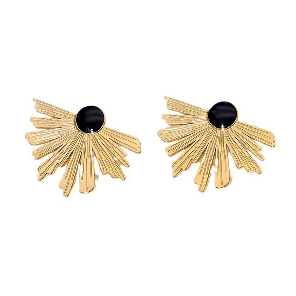 Wholesale Irregular Fan Shaped Stainless Steel Earrings With Electroplating For Women Geometric Style French Retro Temperament Niche High Level Non Fading