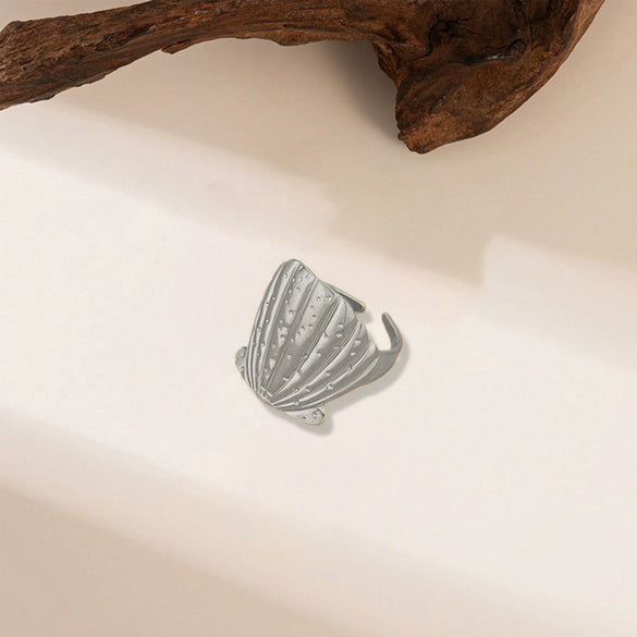 Wholesale Irregular Ocean Ring With Scallop Opening Adjustable Made Of Titanium Steel In Casual And Minimalist Style 18K Gold Plated By Vacuum Electroplating For Women