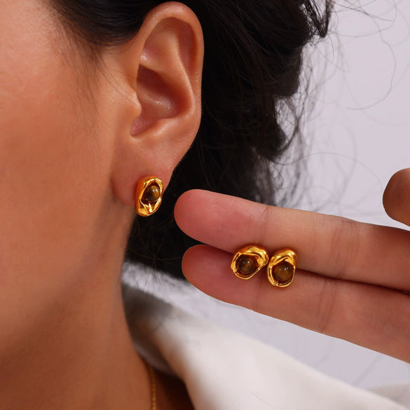 Wholesale Irregular Small Gold Bean Pendant Inlaid With Natural Tiger's Eye Stone Titanium Steel Earrings And Necklace Suit With Niche Design And Electroplating