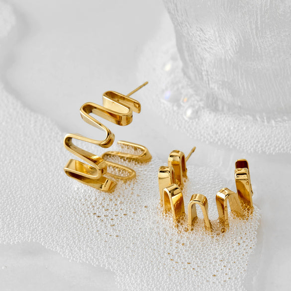 Wholesale Irregular Wave Curve Metallic Earrings For Girls Stainless Steel Electroplated