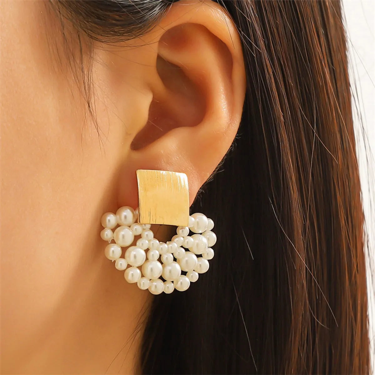 Wholesale Jewelry 1 Pair Artistic Sector Artificial Pearl Alloy Ear Studs