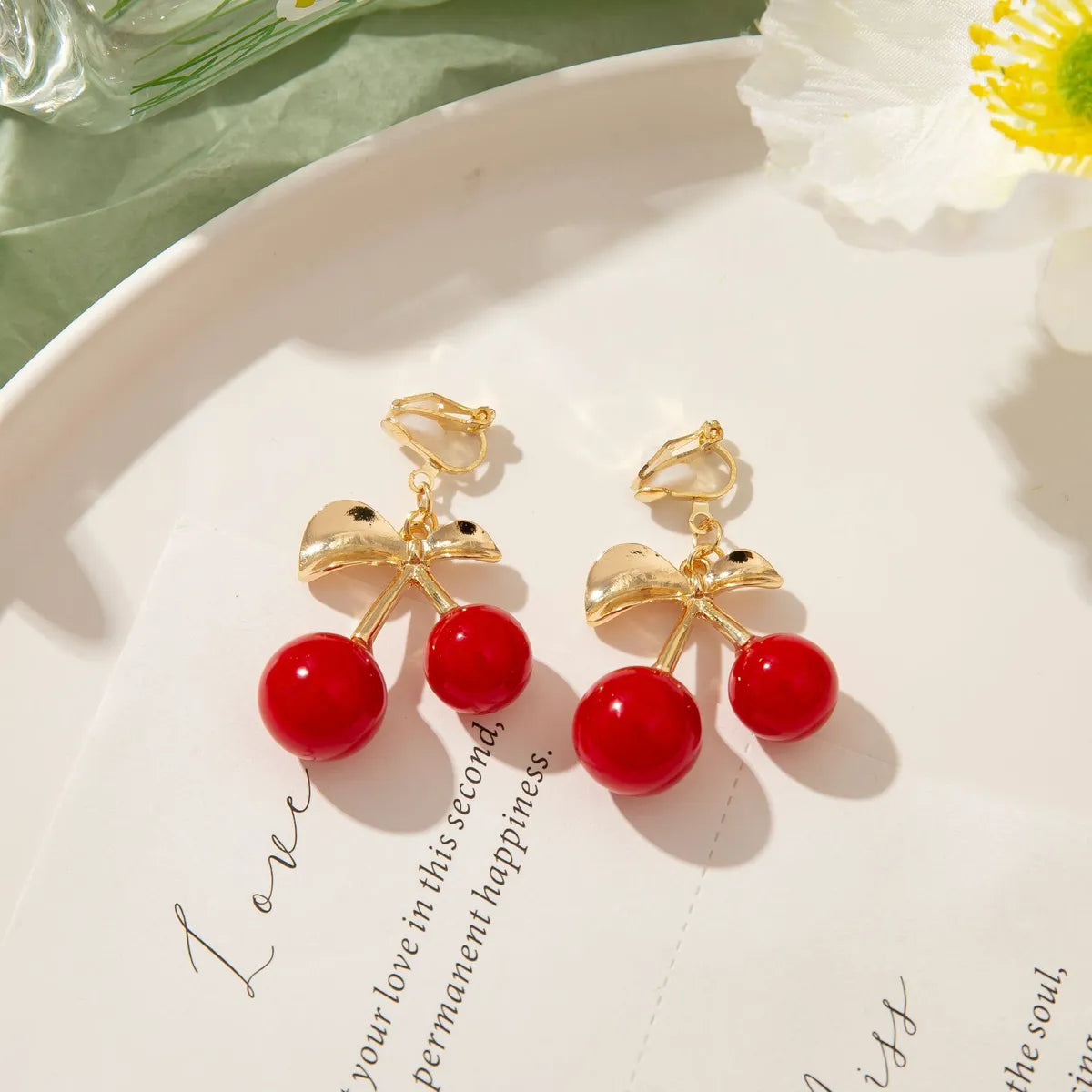 Wholesale Jewelry 1 Pair Elegant Cherry Heart Shape Flower Alloy Artificial Pearls Ear Clips