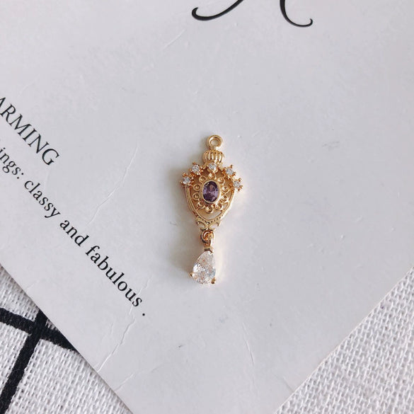 Wholesale Jewelry Accessories Copper Real Gold Plated Micro Inlaid Zircon Crown Hollow Drop Shaped Pendant