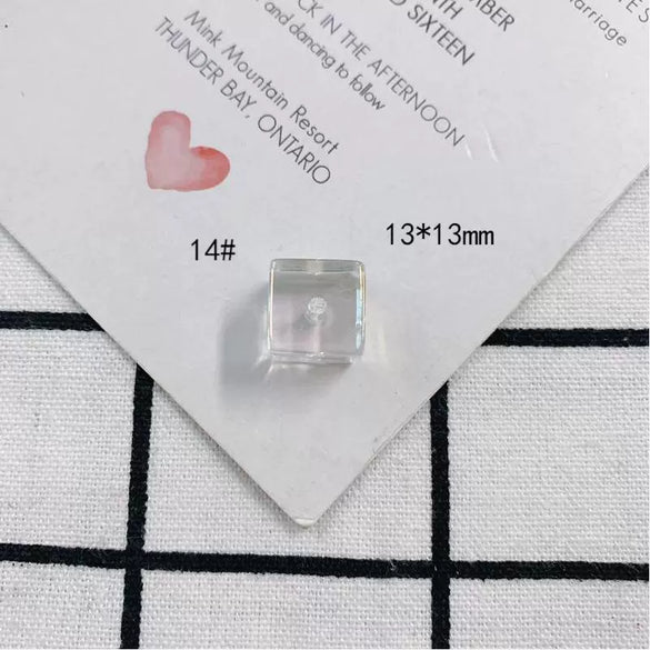 Wholesale Jewelry Accessories Plastic Resin Geometric Round Flower Love Pendant