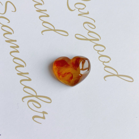 Wholesale Jewelry Accessories Plastic Resin Heartshaped Stone Mobile Phone Case Pendant With Cream Water Ripple Smoke Design