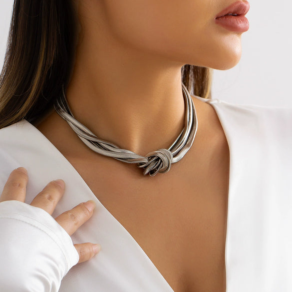 Wholesale Jewelry Alloy Snake Bone Chain Geometric Punk Hiphop Collarbone Necklace With Electroplating