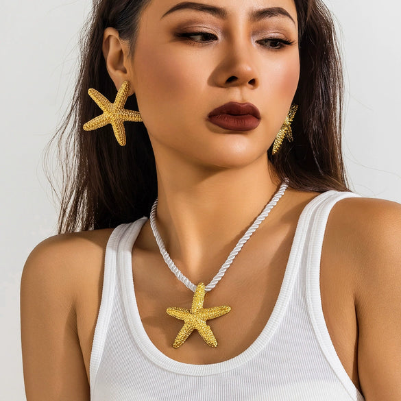 Wholesale Jewelry Alloy Star Exaggerated Handmade Pendant Necklace For Women