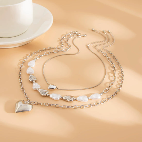 Wholesale Jewelry Baroque Heart Shape Tassel Pendant Clavicle Chain Pearl Alloy Necklace