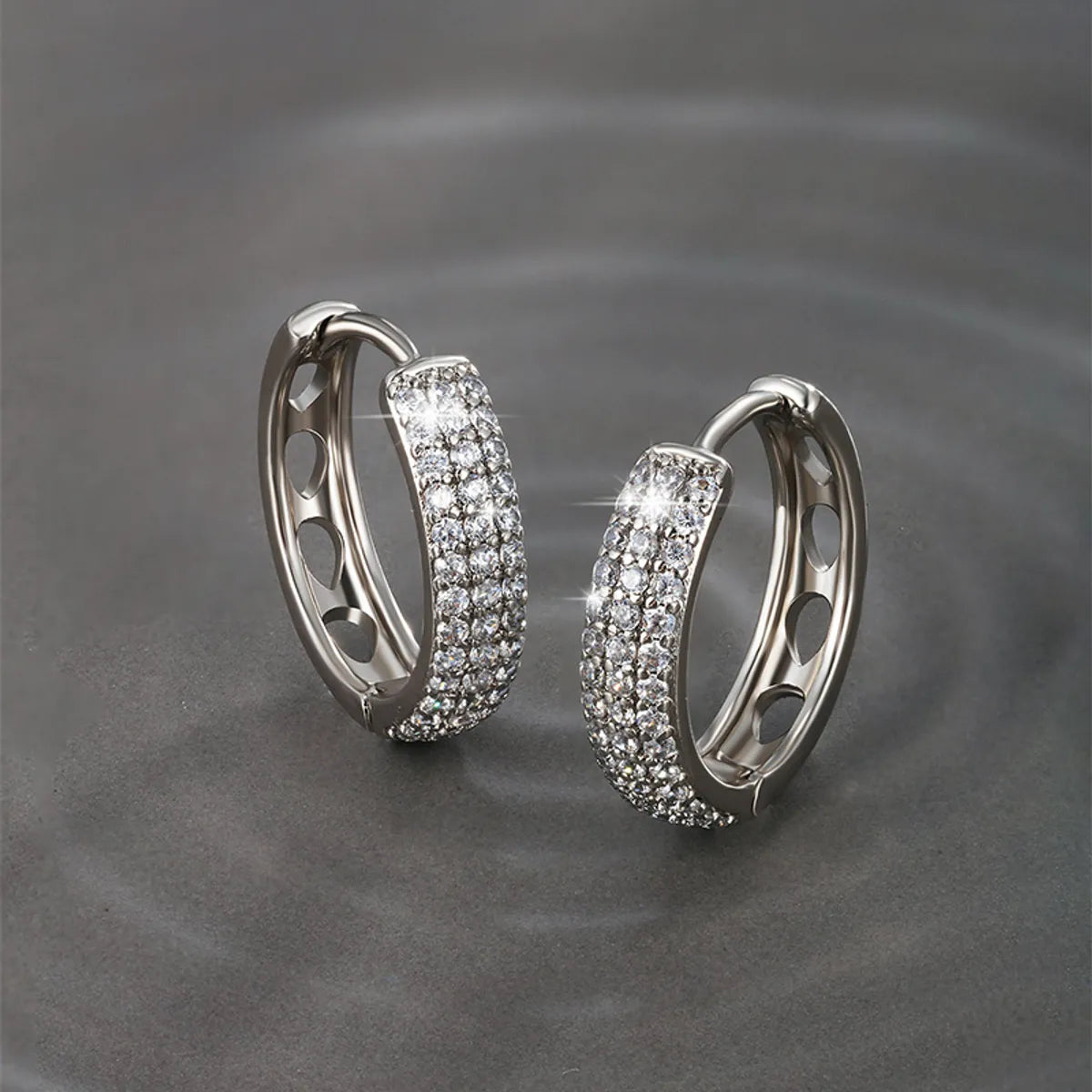 Wholesale Jewelry Basic Xuping Geometric Solid Color Alloy Zircon Plating Inlay Hoop Earrings