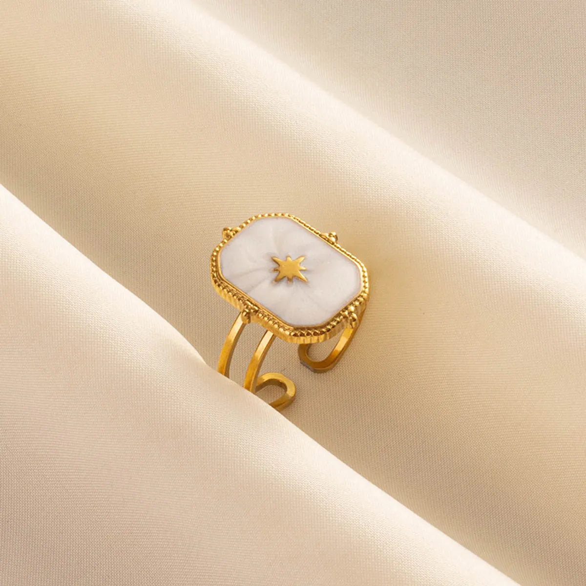 Wholesale Jewelry Basic Modern Style Classic Style Eight Awn Star Geometric 304 Stainless Steel 18K Gold Plated Polishing Enamel Open Rings