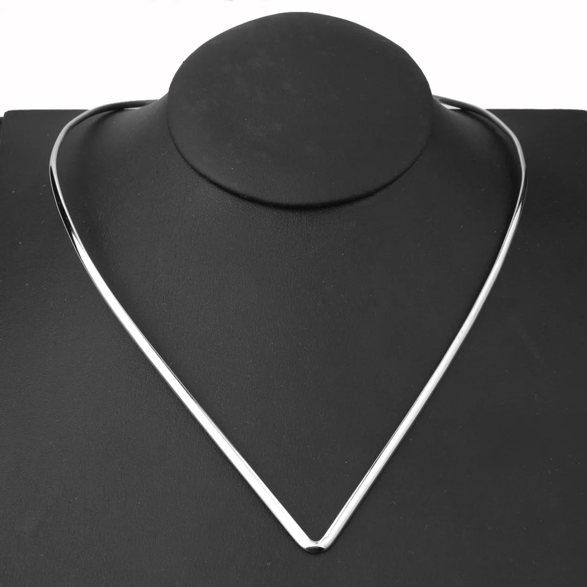 Wholesale Jewelry Basic Modern Style Classic Style V Shape Titanium Steel Polishing Choker Choker