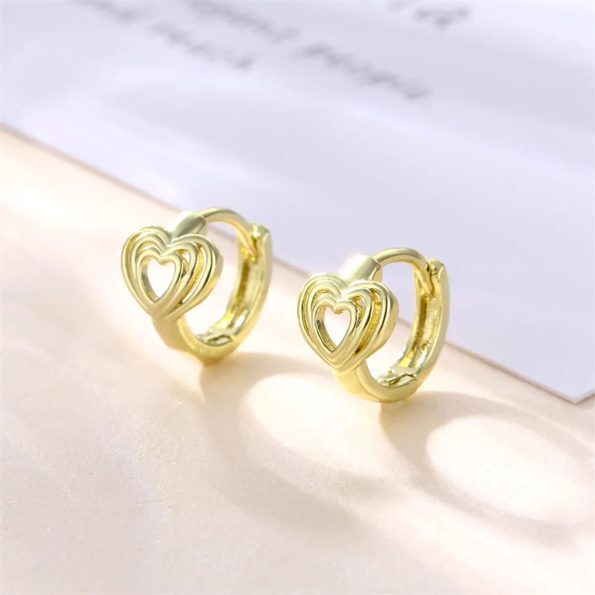 1 Pair Basic Retro Heart Shape Bow Knot Plating Copper Alloy Brass 18k Gold Plated Ear Studs