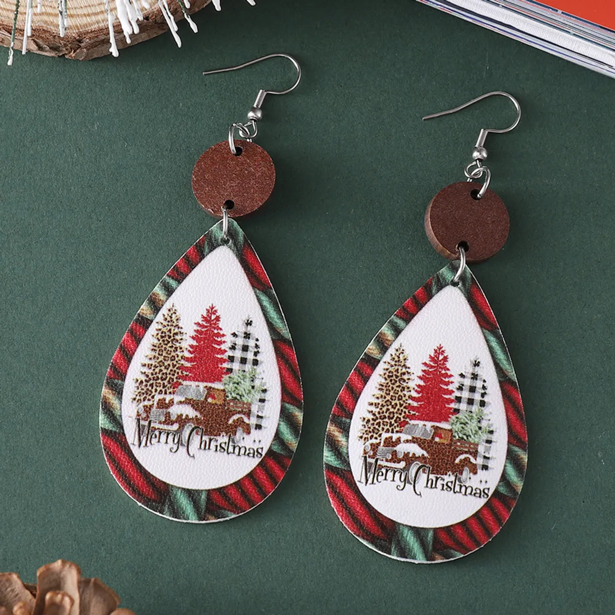 Wholesale Jewelry Casual Christmas Tree Letter Pu Leather Printing Drop Earrings