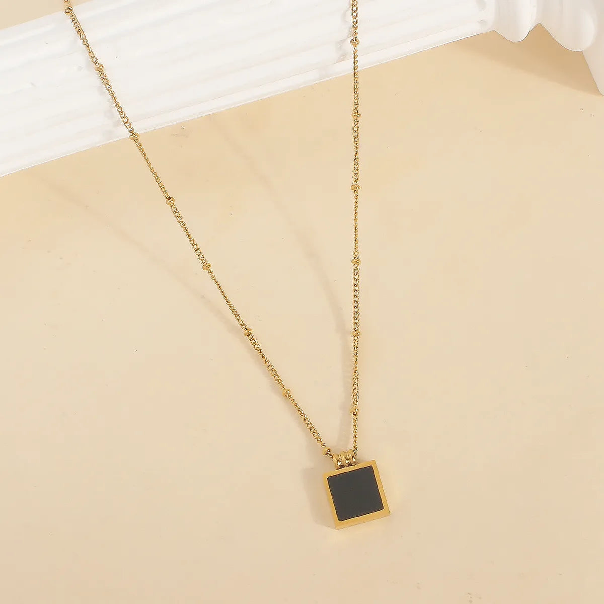 Wholesale Jewelry Casual Elegant Square 304 Stainless Steel 18K Gold Plated Plating Pendant Necklace