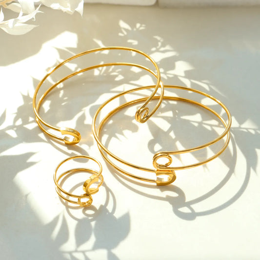 Wholesale Jewelry Casual Modern Style Classic Style Solid Color Titanium Steel 18K Gold Plated Plating Rings Bracelets