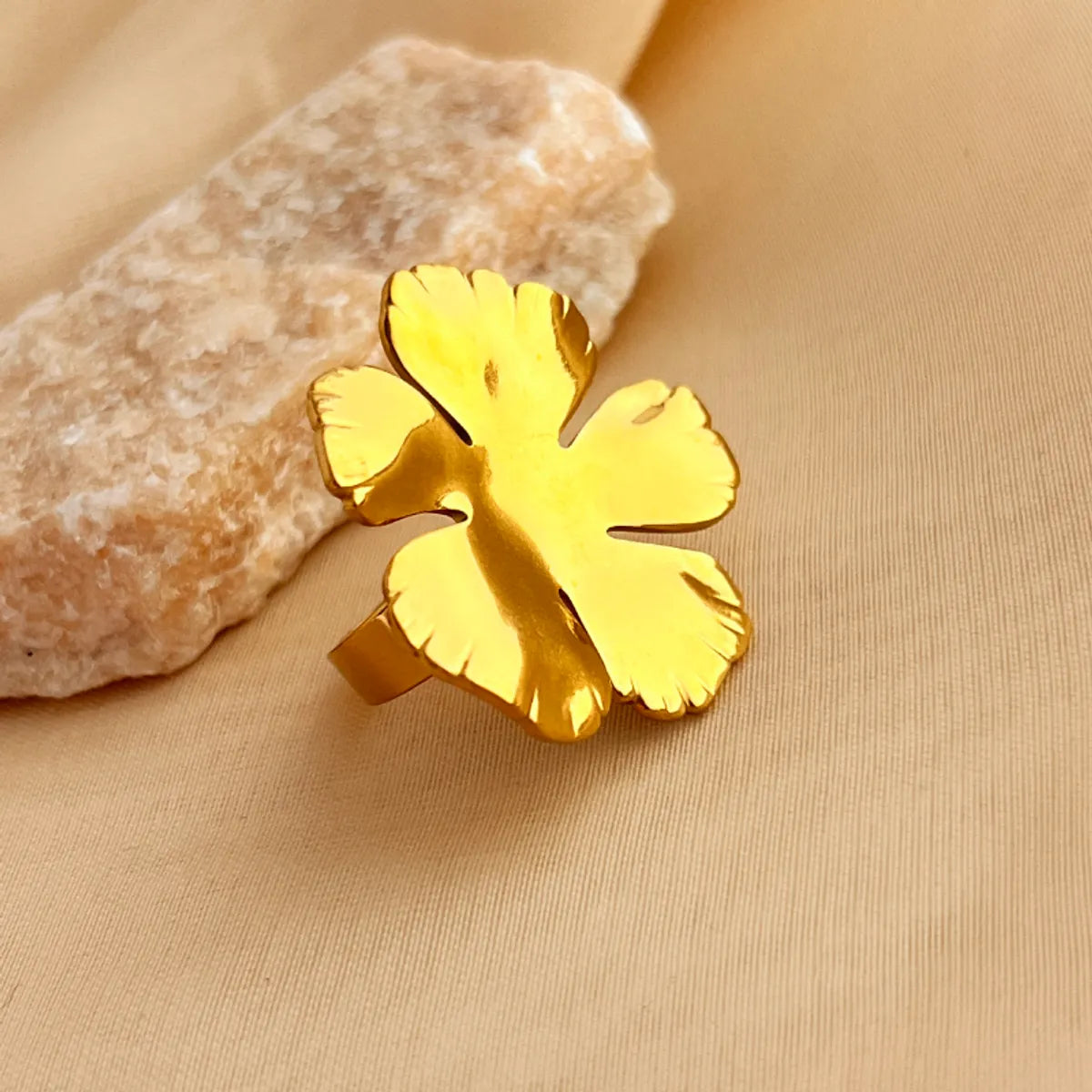 Wholesale Jewelry Casual Retro Simple Style Flower 304 Stainless Steel 18K Gold Plated Open Rings